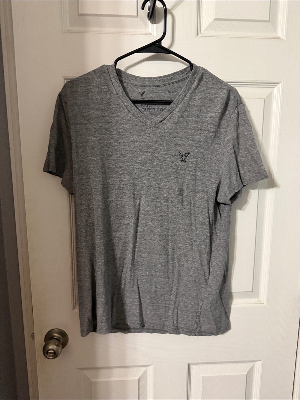 American Eagle Outfitters Gray V-Neck Tee with Logo